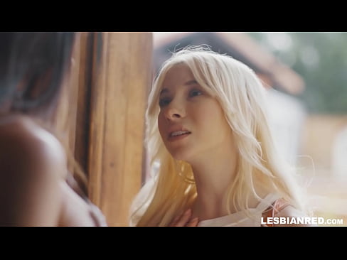 ❤️ Chica vuelve a casa unos meses después y acaba comiéndole el coño a su madrastra ️❌ Super sexo en es.pornjk.ru ❌️